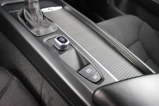 Volvo V60 ➡️ Volvo V60 2.0 D3 Momentum | 1e eigenaar | inc BTW | Led | Camera | DAB | Navi | Cruise-control | Stuurverwarming | Stoelverwarming | PDC | 150 pk | - afbeelding nr 30