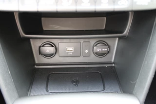 Hyundai Kona Hyundai Kona 1.6 GDI HEV Premium Sky Full Option! 