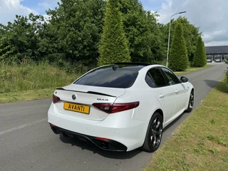 Alfa Romeo Giulia Alfa Romeo Giulia 2.0 T Veloce Q4 280pk, My21, Parelmoer! - afbeelding nr 6