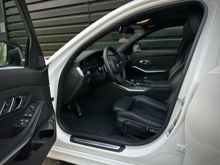 BMW 3 Serie BMW 3 Serie 330i M-PERFORMANCE DAK|HEADUP|360CAM|ACC|INDIVIDUAL - afbeelding nr 7
