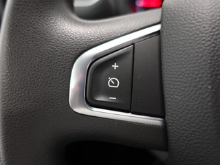 Renault Master Renault Master T35 2.3 dCi 150PK L2H2 Energy Work Edition Airco| Cruise Control| Camera| Navi| PDCA| Trekhaak| - afbeelding nr 19