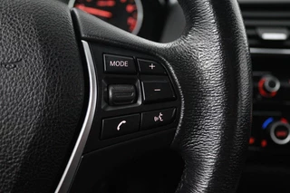 BMW 1 Serie BMW 1-serie 118i Corporate Lease Executive (PARKEERSENSOREN, NAVIGATIE, CRUISE CONTROL, AUTOMAAT, NL-AUTO) - afbeelding nr 12