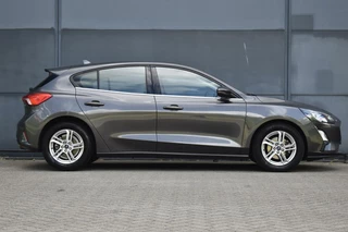 Ford Focus Ford Focus 1.0 EcoBoost Hybrid Trend Edition Business|1e Eigenaar|CAMERA|PDC|CARPLAY|NAVI|CRUISE - afbeelding nr 22