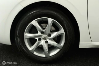 Peugeot 208 Peugeot 208 1.2 VTi Style 5-Deurs | Airco | Cruise | Navi | Elektr. pakket | LMV | Trekhaak | NL Auto | DEALER-STAAT - afbeelding nr 19