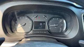 Opel Vivaro - afbeelding nr 23