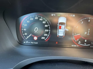 Volvo V90 Hele mooie Volvo V90 2.0 B4 Business Pro. Vol opties - afbeelding nr 14