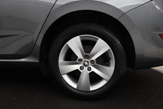 Škoda Scala Skoda Scala 1.0 TSI Ambition | Carplay | Full LED |  Climate control | Parkeerhulp | DAB | Cruise control | Dakspoiler - afbeelding nr 26