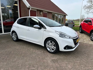 Peugeot 208 - afbeelding nr 1