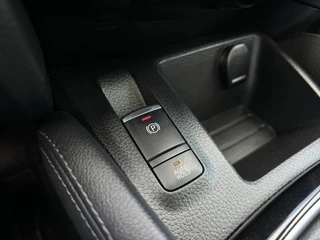 Nissan QASHQAI Nissan QASHQAI 1.2 N-Connecta | Panorama dak | Achteruitrijcamera - afbeelding nr 24