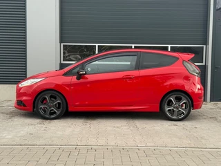 Ford Fiesta Ford Fiesta ST RACE RED 182 PK / AIRCO RECARO STOELVERWARM BT PDC CAMERA - afbeelding nr 15