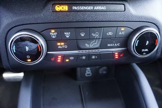 Ford Kuga Ford Kuga 2.5 PHEV ST-line X Graphite Tech 225PK Adaptieve Cruise Navi Camera Climate Stoelverwarming Voorruit Verwarming B&O Head Up Keyless 19'' Inch Velgen *1500KG Trekgewicht* - afbeelding nr 21