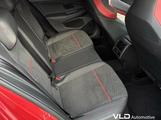 Volkswagen Golf Volkswagen Golf 8 GTI 2.0 TSI Clubsport 45 Akra IQ HUD PANO - afbeelding nr 19
