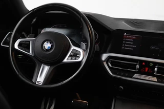 BMW 3 Serie BMW 3-serie 320i High Executive Edition (PARKEERSENSOREN, STOELVERWARMING, LEER, NAVIGATIE, NL-AUTO) - afbeelding nr 4
