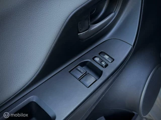 Toyota Yaris Toyota Yaris 1.0 VVT-i Airco | Navigatie | Bluetooth |Camera - afbeelding nr 20