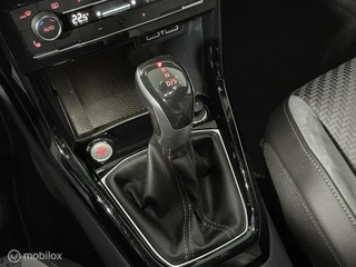 Volkswagen T-Cross Volkswagen T-Cross 1.0 TSI 3X R-LINE | CARPLAY | ACC | CLIMA - afbeelding nr 44