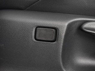 Toyota Yaris Toyota Yaris 1.5 Hybrid 130 Executive | Stuur en Stoelverwarming | PDC V+A | - afbeelding nr 29