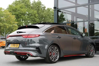 Kia ProCeed Kia ProCeed 1.6 T-GDi GT 204PK | Pano | JBL | Sportuitlaat - afbeelding nr 13