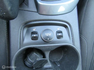 Ford Focus Ford Focus 1.6 EcoBoost Titanium | PDC, Stoelverwarming, Trekhaak - afbeelding nr 21