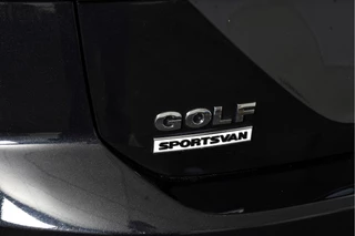 Volkswagen Golf Sportsvan | Adapt. Cruise | Stoelverw. | PDC | Camera | NAV | ECC | LM 16