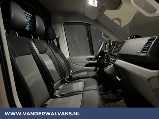 Volkswagen Crafter Volkswagen Crafter 2.0 TDI 141pk L4H3 L3H2 Euro6 ** Airco | 3000kg trekhaak | Cruisecontrol | Parkeersensoren Bijrijdersbank - afbeelding nr 8
