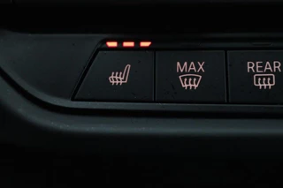 BMW 1 Serie BMW 1-serie 116i High Executive | M Sport | Leder |  Stoelverwarming | Carplay | Full LED | Sportstoelen | Navigatie | Climate control | Live Cockpit | Parkeerhulp | Cruise control - afbeelding nr 6