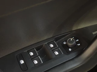 Volkswagen Taigo Volkswagen TAIGO 1.5 TSI R-Line | keyless | Side assist | camera | 19 inch | IQ light - afbeelding nr 15
