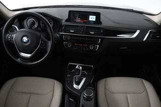BMW 1 Serie BMW 1-serie 118i High Executive Automaat (GROOT-NAVIGATIE, STOELVERWARMING, LED, LEDER, CAMERA, GOED ONDERHOUDEN) - afbeelding nr 3