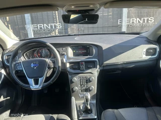 Volvo V40 Volvo V40 D4|Navigatie|Bluetooth|Parkeersensoren|Digitaal instrumentenpaneel - afbeelding nr 32