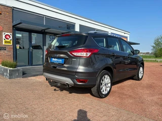 Ford Kuga Ford Kuga 1.5 Titanium Cruise Voorruitverwarming trekhaak half leder - afbeelding nr 4