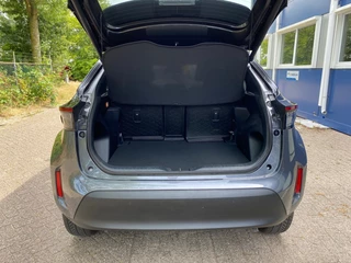 Toyota Yaris Cross Toyota Yaris Cross 1.5 HYBRID EXECUTIVE AUTOMAAT / NAVI / CAMERA / CARPLAY - afbeelding nr 18