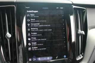 Volvo XC60 Volvo XC60 T6 Recharge AWD Ultimate Dark | Long Range | Panoramadak | Parkeercamera | Stoelverwarming | Pilot Assist | Glossy Black | Keyless - afbeelding nr 47