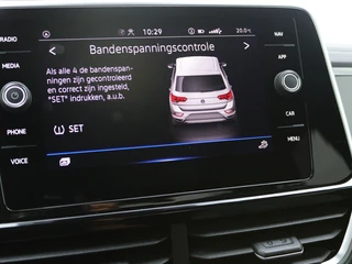 Volkswagen T-Roc Volkswagen T-Roc 1.5 TSI R-Line | Parkeersensoren | Stoelverwarming | Carplay | - afbeelding nr 36