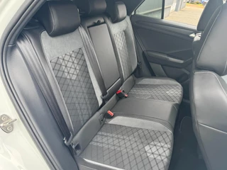 Volkswagen T-Roc Volkswagen T-Roc 1.5 TSI 3xR-Line Aut. Pano/Acc/CAM/FULL!! - afbeelding nr 30