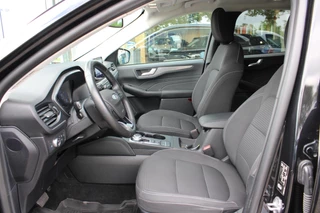Ford Kuga Ford Kuga 2.5 PHEV Titanium | Dealeronderhouden | Adaptive cruise control | Winter Pack | Dodehoeksensoren | Camera - afbeelding nr 9