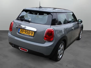 MINI One MINI One Mini 1.5 102PK Navigatie / Airco / Cruise control - afbeelding nr 2