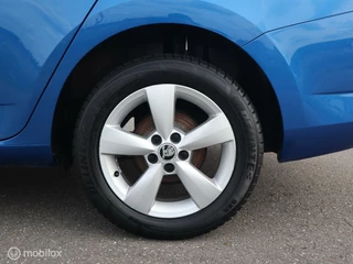 Škoda Fabia Skoda Fabia Combi 1.2 TSI Navigatie Panodak Clima DonkerGlas Pdc DAB - afbeelding nr 32