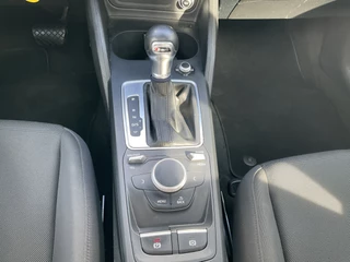Audi Q2 Audi Q2 1.0 TFSI Automaat Sport Pro Line Pano Cruise PDC Stoelverw Hoogzitter! - afbeelding nr 7