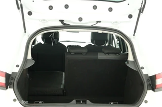 Renault Clio Renault Clio 0.9 TCe ECO Night&Day | Airco | Cruise | Navi | Trekhaak | NL Auto | DEALER-STAAT - afbeelding nr 30