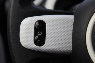 Renault Twingo Renault Twingo 1.0 SCe Collection Airco|Cruise|Multif. stuur|Iso-fix|Led|Dealer Onderhouden - afbeelding nr 9