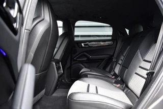 Porsche Cayenne | Carbon Exterieur | Carbon Dak | 22'' GT Design Wielen | Sportuitlaat | - afbeelding nr 8