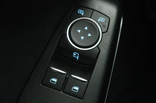 Ford Fiesta Ford Fiesta 1.0 EcoBoost ST-Line | Stoel & stuurverwarming |  Camera | Carplay | Climate control | Sportstoelen | Cruise control | PDC | Bluetooth - afbeelding nr 22