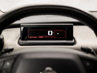 Citroën C4 Cactus Citroën C4 Cactus 1.2 e-VTi Feel Sport Automaat (GROOT NAVI, CRUISE, ELEK RAMEN, SPORTSTOELEN, BLUETOOTH, DAKRAILS, NIEUWSTAAT) - afbeelding nr 19