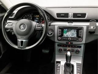 Volkswagen Passat Volkswagen Passat Variant 1.4 TSI Sportline Automaat (NAVIGATIE, CLIMATE, STOELVERWARMING, GETINT GLAS, SPORTSTOELEN, TREKHAAK, CRUISE, PARKEERSENSOREN, NIEUWSTAAT) - afbeelding nr 7