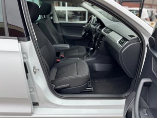 Škoda Rapid Škoda Rapid SPACEBACK 1.2 TSI 90PK GREENTECH DRIVE / PANO / NAVI / DSG! - afbeelding nr 29