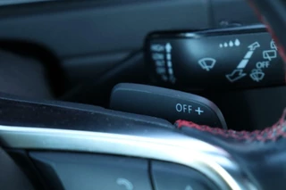 Volkswagen Golf Volkswagen Golf 7.5 GTI DSG / Vol Opties! / 230PK! / DSG / ACC / Pano / Virtual Cockpit / Camera / Navi / 19