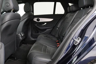Mercedes-Benz C-Klasse Mercedes-Benz C-klasse 300e AMG | Panoramadak | Stoelverwarming |  360 camera | Trekhaak | Carplay | Dodehoek detectie | Matrix LED | Navigatie | Half leder - afbeelding nr 8