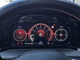 Volkswagen Golf Volkswagen Golf 2.0 TSI GTI Clubsport 45 Pano/Akrapovic/HUD/H&K - afbeelding nr 34