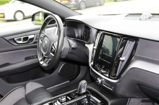 Volvo V60 Volvo V60 2.0 T8 TE AWD R-DES. TREKHAAK 12MND Garantie - afbeelding nr 15