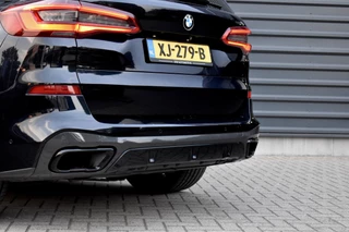 BMW X5 | Panoramadak | 22'' Velgen | Luchtvering | 4-Wiel Besturing | Harman/Kardon | Camera | Kristallen Pook | Incl. BTW | Orig. NL | - afbeelding nr 41