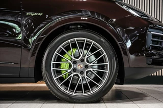 Porsche Cayenne Porsche Cayenne 3.0 E-Hybrid Platinum Edition|Innodrive|Pano - afbeelding nr 17